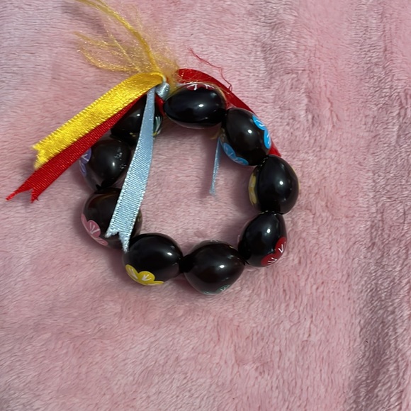 Used Women’s Hawaii bracelet - Picture 3 of 4